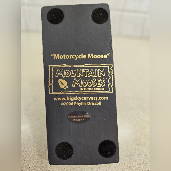 Retired Big Sky Carvers Phyllis Driscoll Mountain Mooses "Motorcycle Moose" 2006 - Picture 7 of 7